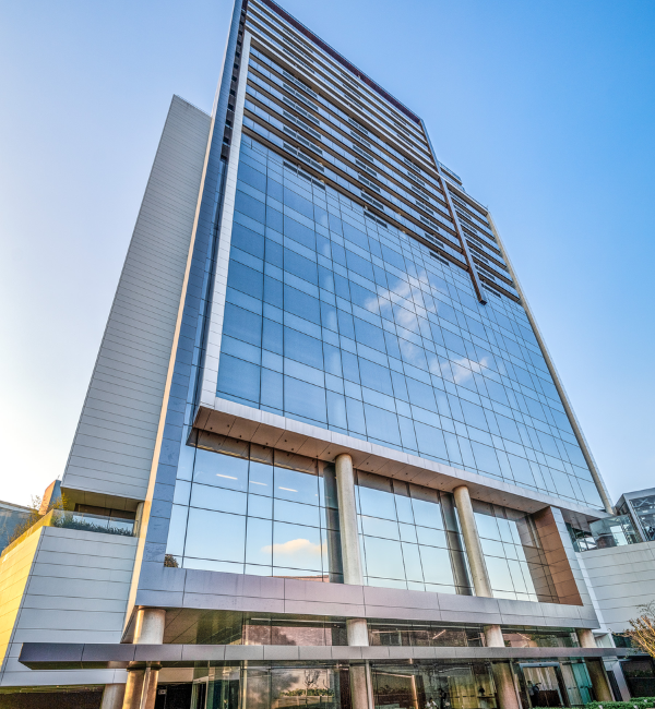 Parque Jockey – Comercial